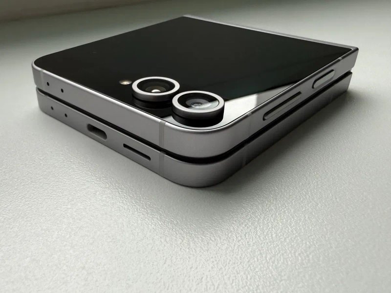 Samsung galaxy flip 6 12/256gb sm-f741b офіційний як новий — фото 2
