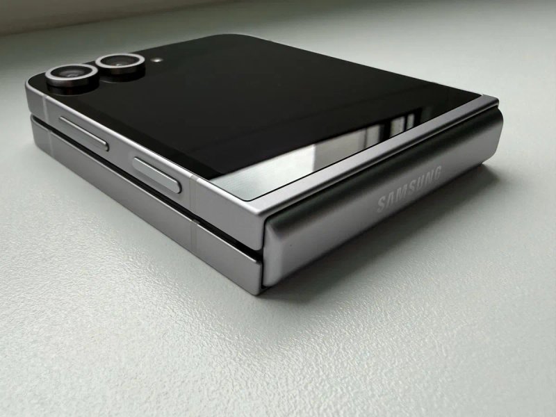 Samsung galaxy flip 6 12/256gb sm-f741b офіційний як новий — фото 3