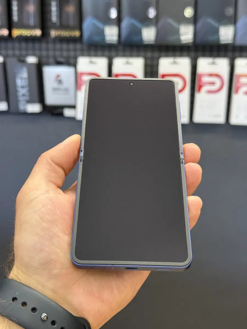 Samsung Galaxy Flip7 12/512Gb Blue Shadow Оплата частинами — фото 3