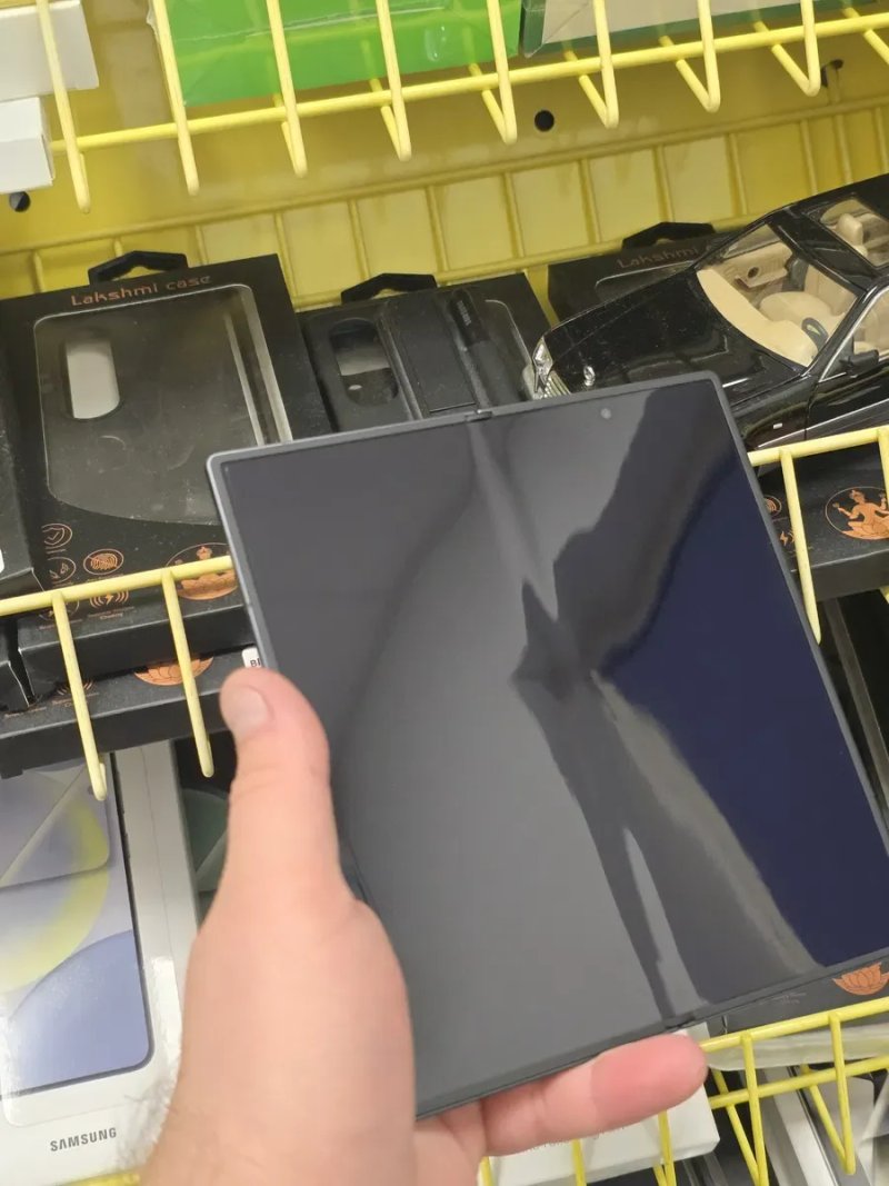 Samsung Galaxy Fold 7 12/512gb відмінний — фото 5