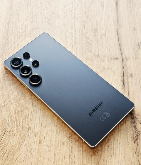 Samsung Galaxy S25 ULTRA 512Gb Titanium Black. 2 фізичні сім та eSIM. АКБ 99%