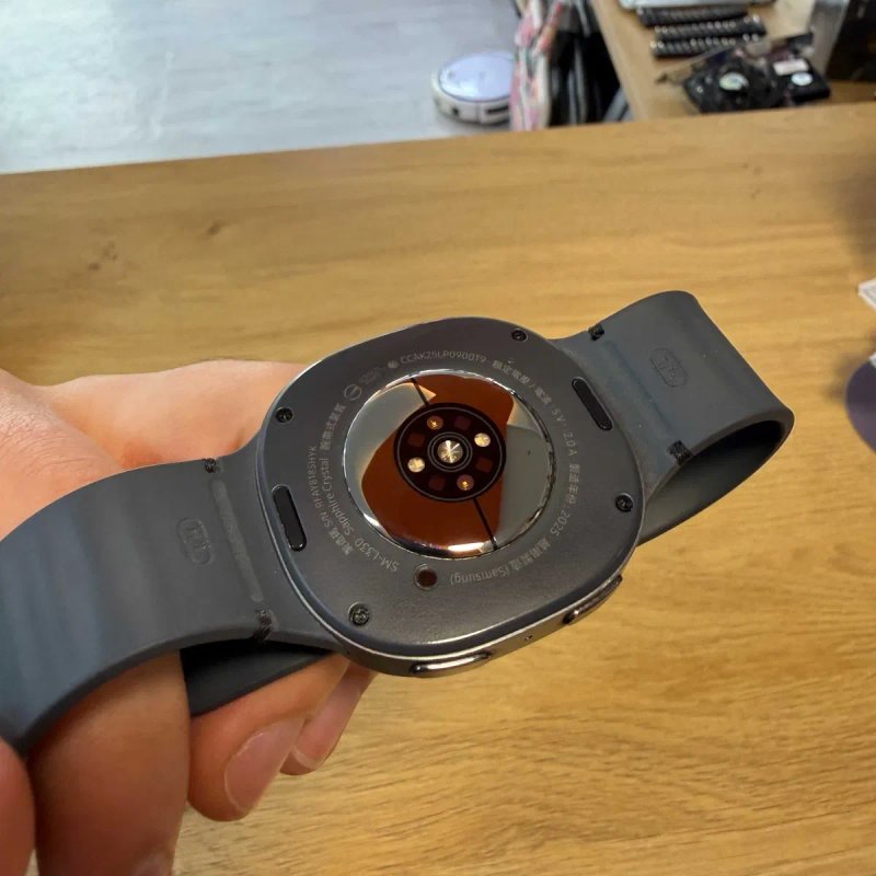 Samsung Galaxy Watch 8, 44mm • Гарантія • Обмін • Розстрочка • — фото 2