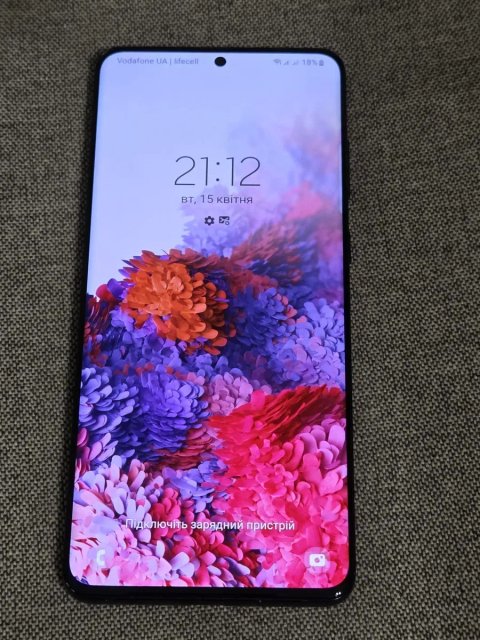Samsung s20+ 12/128g полностью рабочий