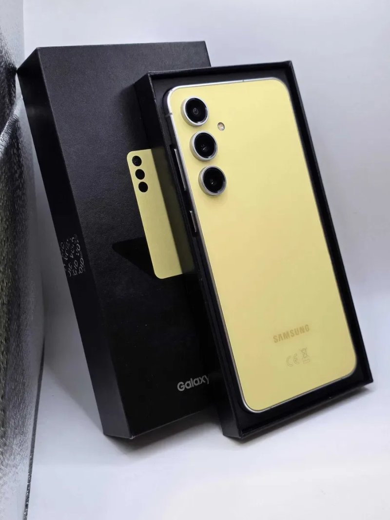 Samsung S24 FE 8/128/Європа — фото 4