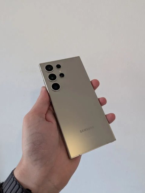 Samsung s24 Ultra Natural Titanium 12/256gb Neverlock