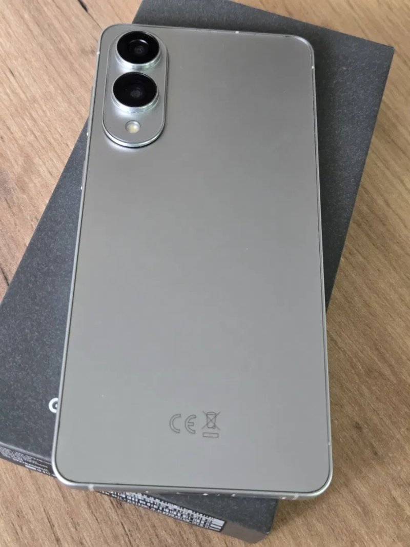 Samsung s25 edge,12/256g официальный,75 циклов заряда — фото 7