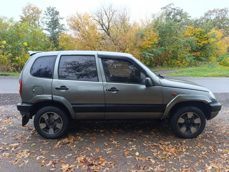 Шевролет Нива 1.7 газ 4 поколения — фото 4