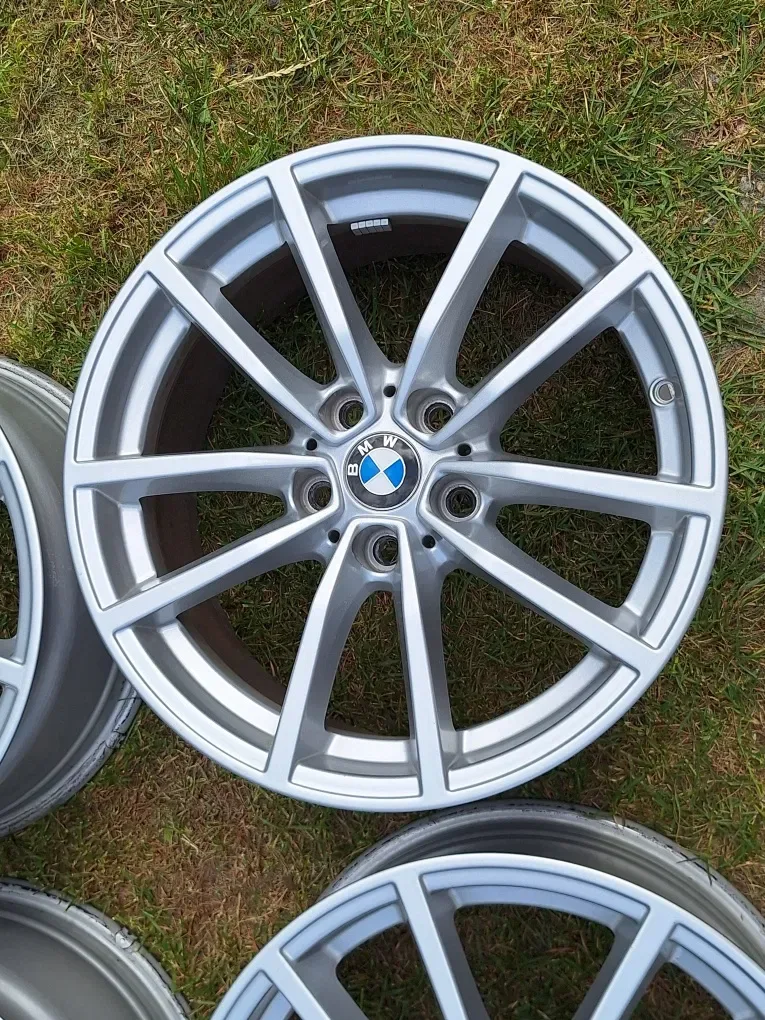 Шикарні литі диски R17 BMW 3 4 5 7 series G20 G21 G22 23 26 G30 31 G11 12 — фото 8