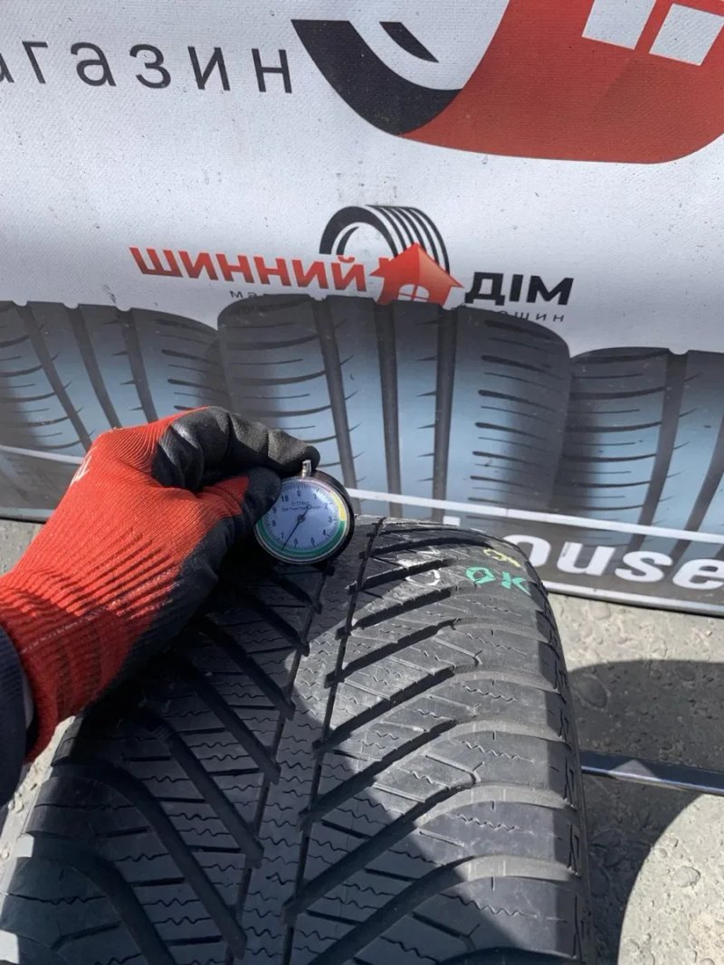 Шина 215/55 R16 Goodyear одиночка всесезонн 6,5 мм — фото 5