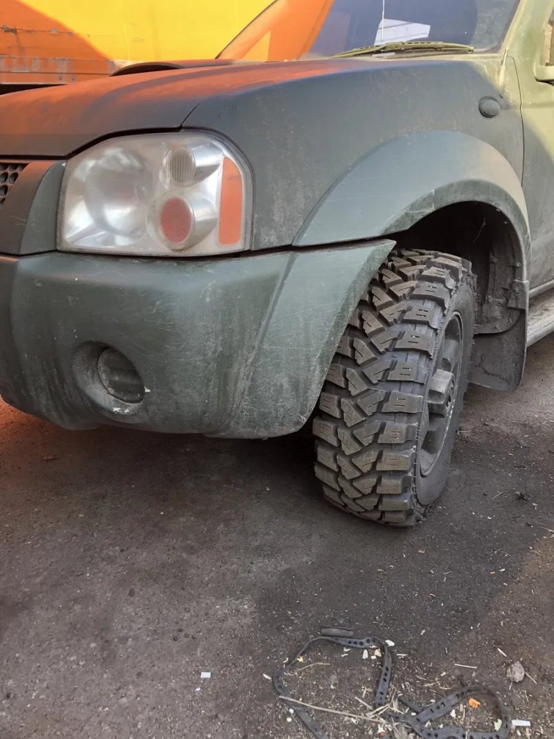 Шина 245 70 16 грязьова болотна резина МТ Trepador 4x4 — фото 6