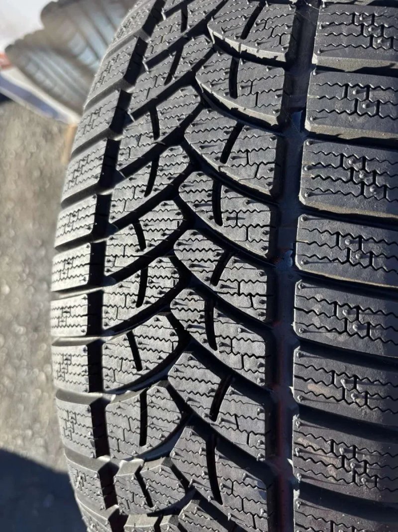 Шинa нова 225/65 R17 Firestone  зима 2024р — фото 3