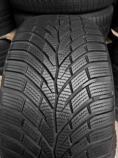 Шина зимова 225/45R17 94 V XL Continental winter TS 870 Словакія