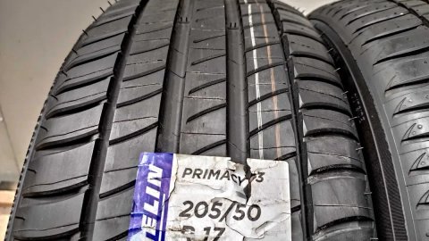 шини 205/50R R17. Michelin