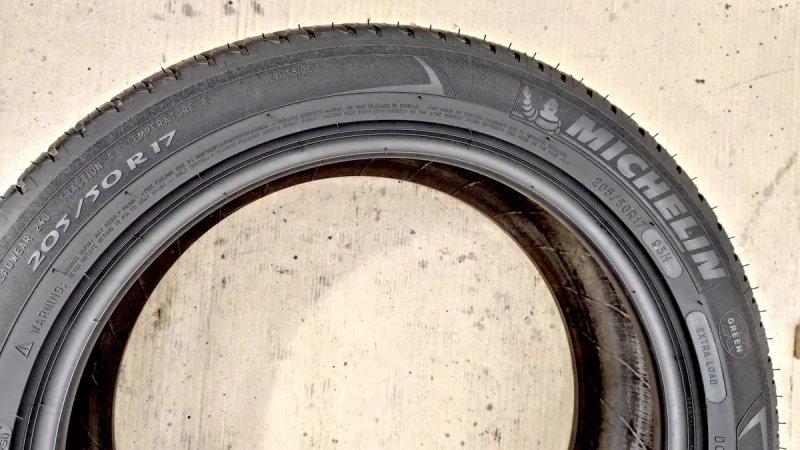 шини 205/50R R17. Michelin — фото 4