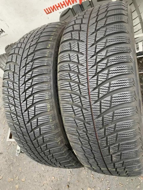 Шини 205/55 R17 пара Bridgestone  зима 7,4мм