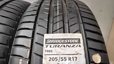 шини 205/55R17. Bridgestone . 2024р.