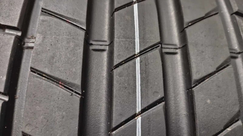 шини  205/55R17. Bridgestone . 2024р. — фото 3
