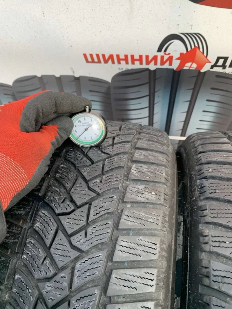 Шини 205/60 R16 пара Dunlop  зима 7мм — фото 3