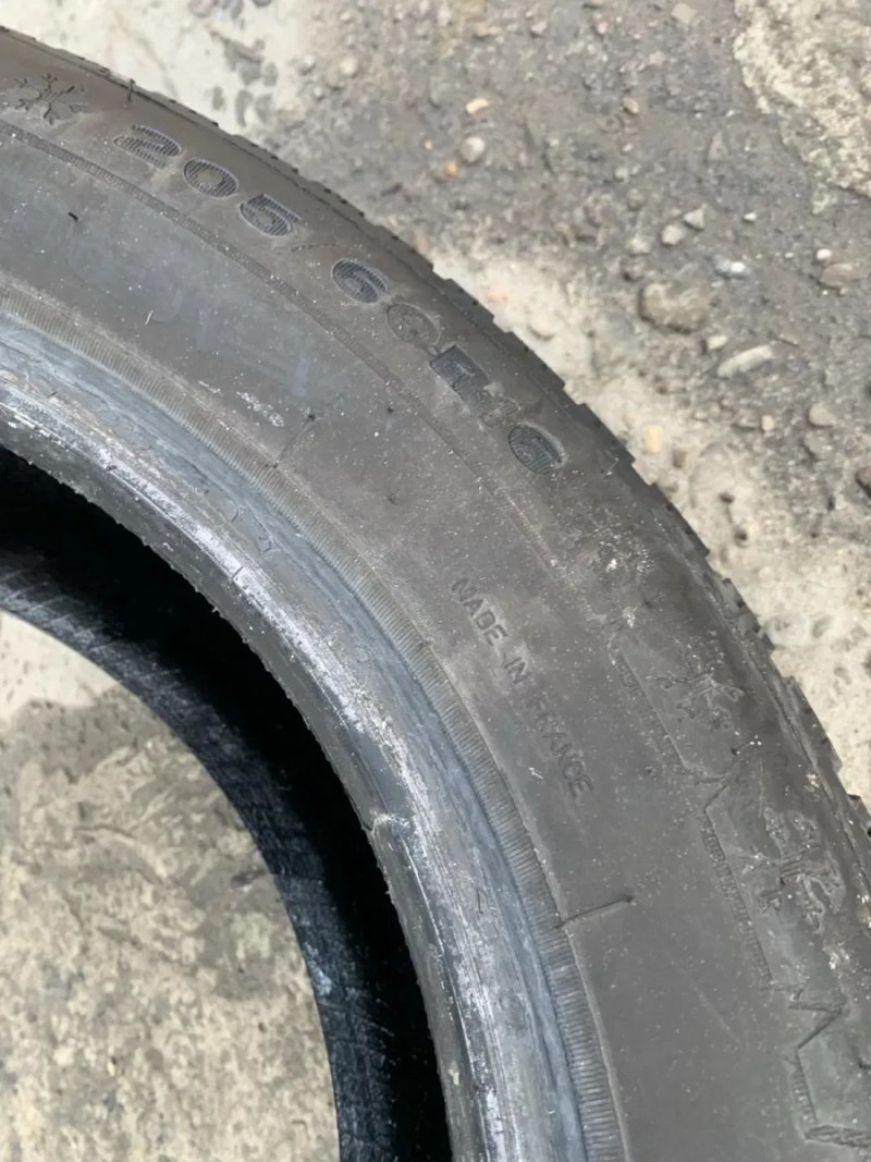 Шини 205/60 R16 пара Dunlop  зима 7мм — фото 5