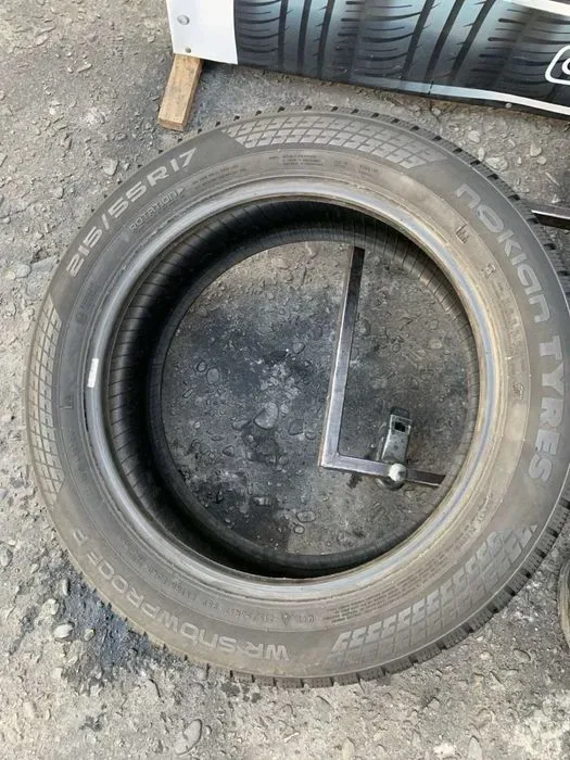 Шини  215/55 R17 Nokian зима  6/6,5 мм — фото 5