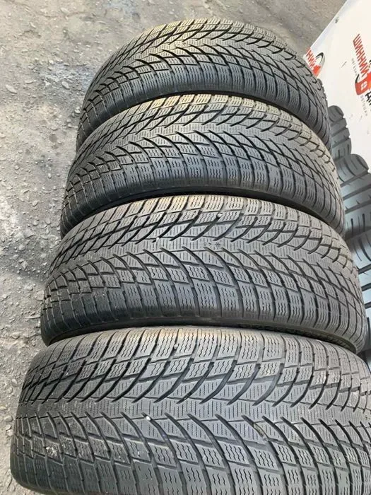 Шини  215/55 R17 Nokian зима  6/6,5 мм — фото 8