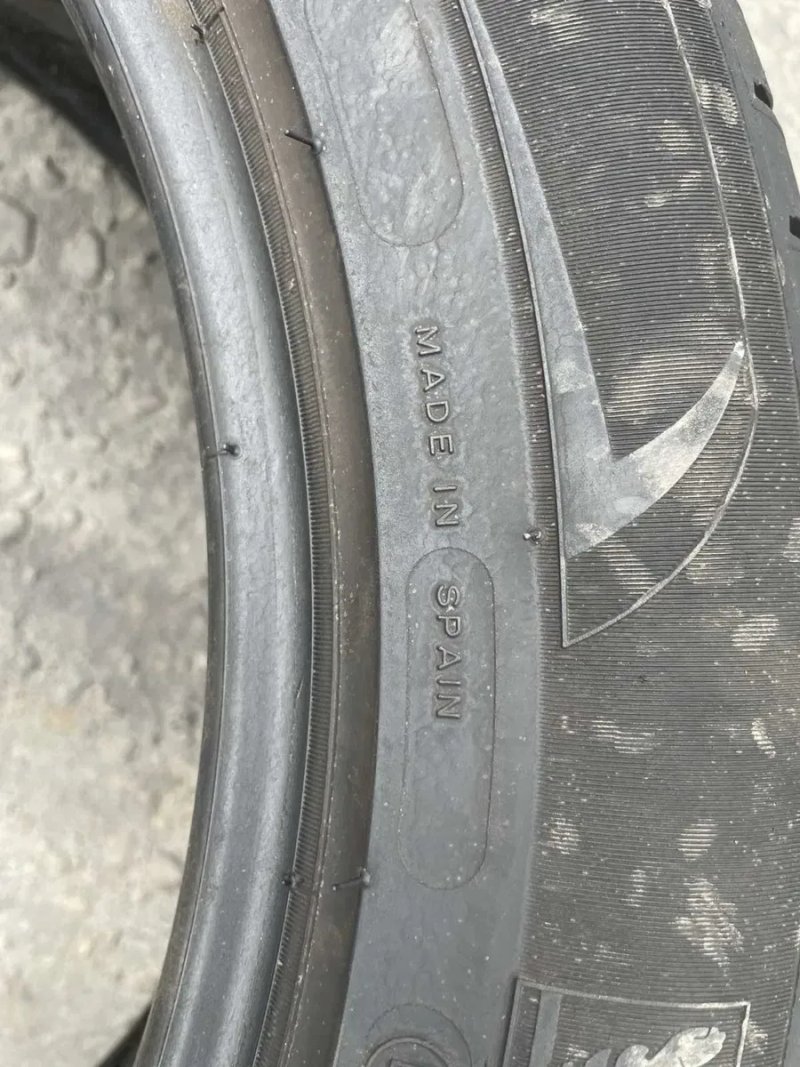 Шини 215/55 R18 Michelin  6,5-7мм літо — фото 6