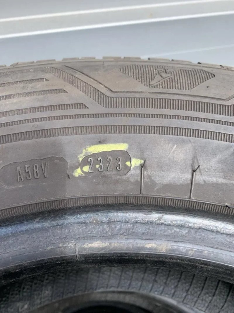 Шини  215/65 R15C пара Goodyear  2023/21р всесезон 7.4мм 215 65 15 — фото 6