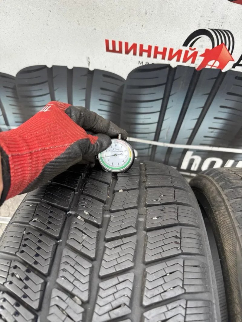 Шини 225/40 R18 Barum зима 8 мм — фото 3
