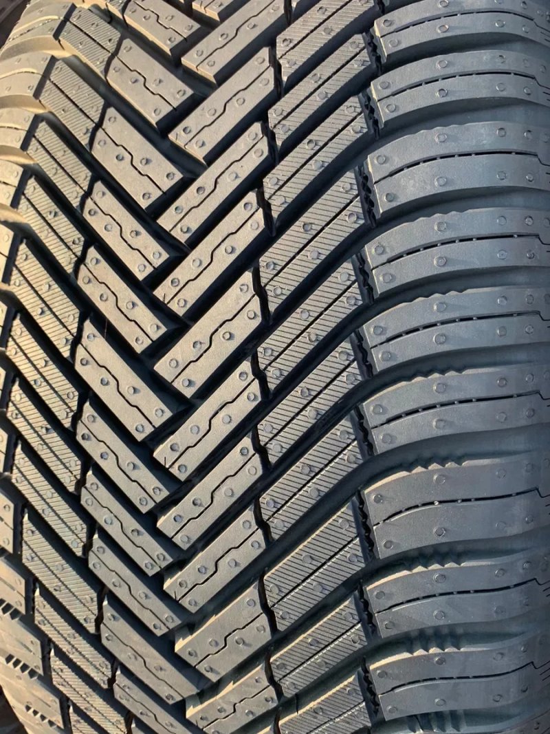 Шини 225/45 R17 пара Nexen 2024p всесезон нові — фото 3