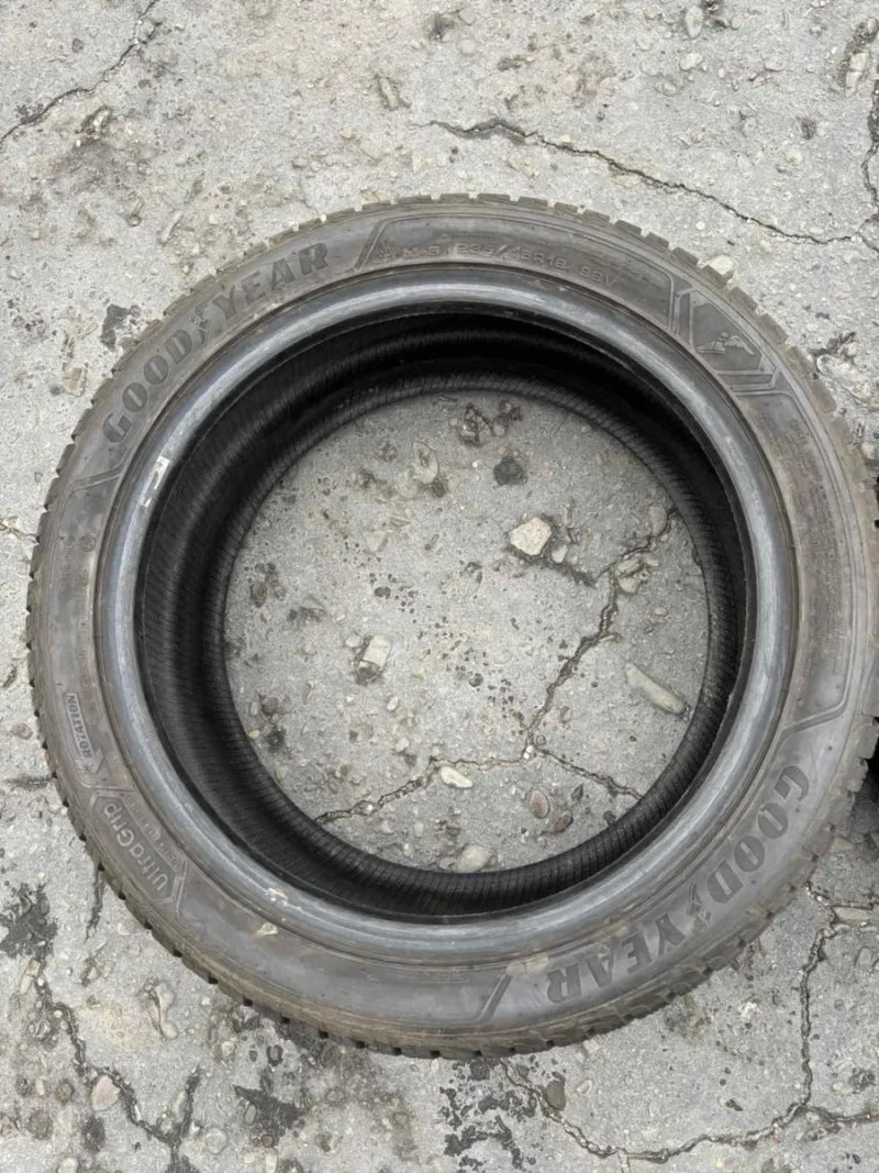 Шини 235/45 R18 Goodyear зима 6,8мм — фото 7