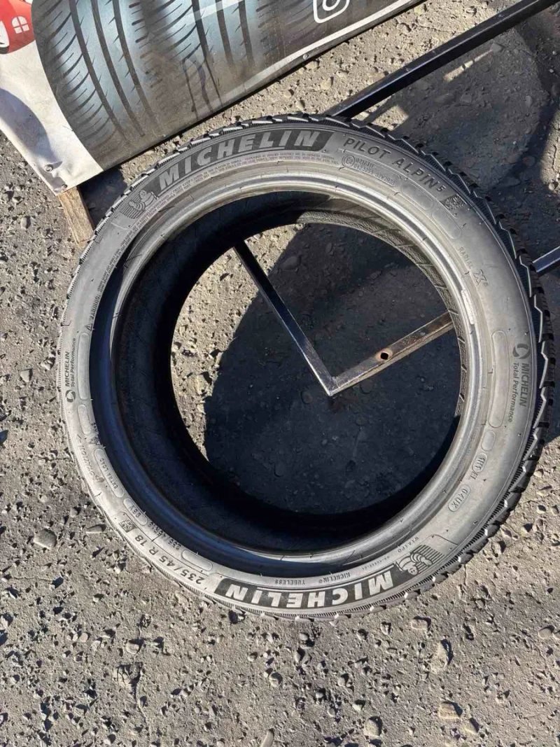 Шини 235/45 R18 Michelin зима 2023/25 рік 6,3 мм — фото 5