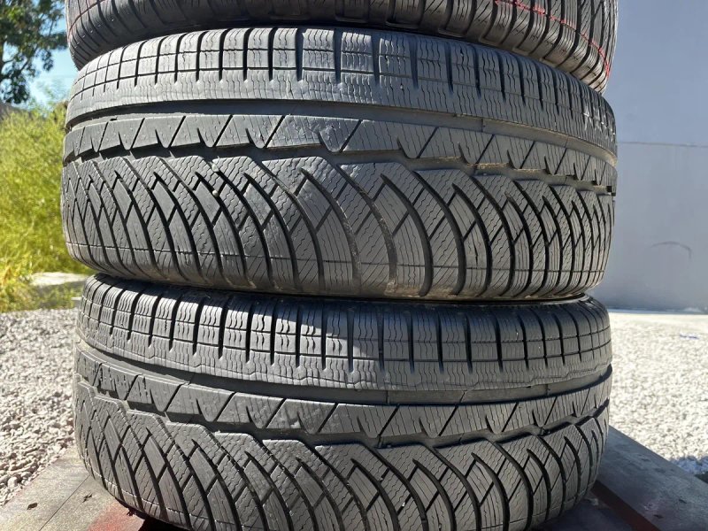 Шини 235/55 R18 Michelin Pilot Alpin резина бу зима — фото 2