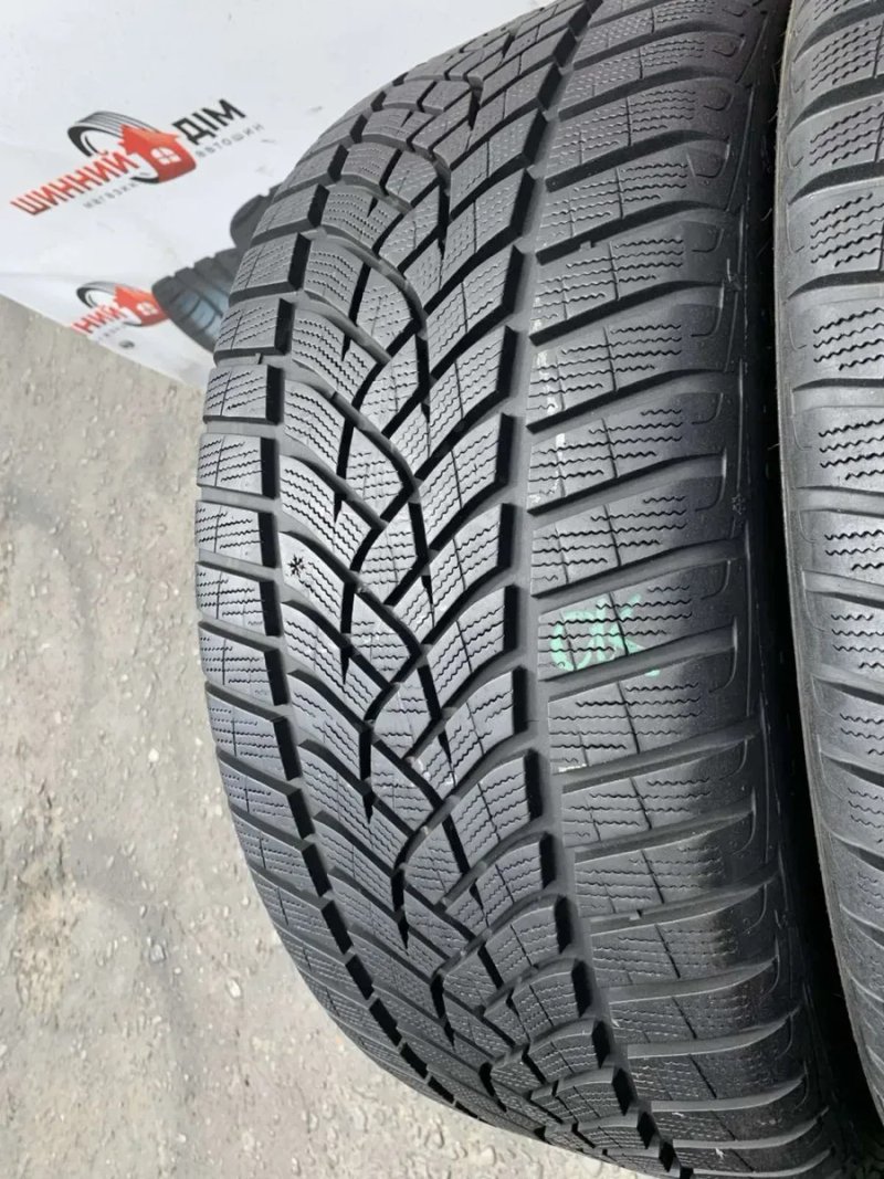 Шини 255/40 R20 пара Goodyear 7,5мм, зима — фото 4