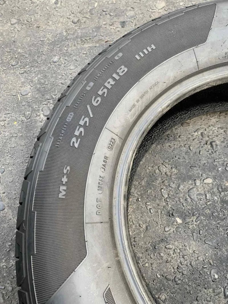 Шини 255/65 R18 Goodyear всесезон — фото 4
