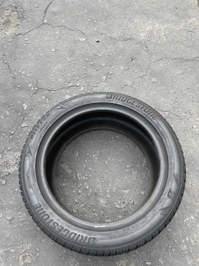 Шини 275/45 R20 Bridgestone зима 2022 рік 6,5 мм — фото 5