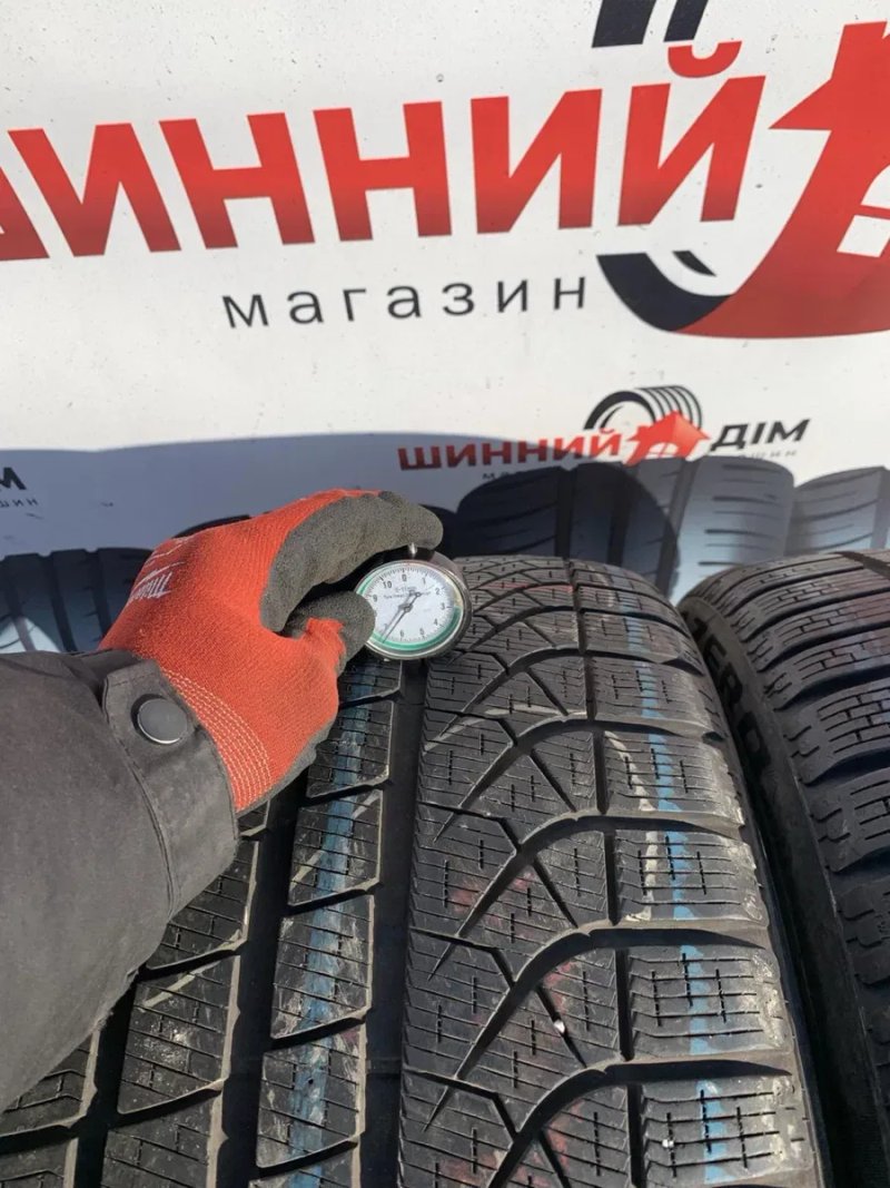 Шини 285/40 R20 Pirelli зима  6,8 мм — фото 3