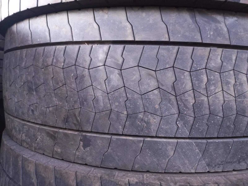 Шини 315/70R22.5 БУ Тяга Ведуча вісь стан 10 12мм Michelin Continental Bridgestone Goodyear 20 23 рік склад Київ доставка Делівері САТ НП — фото 7