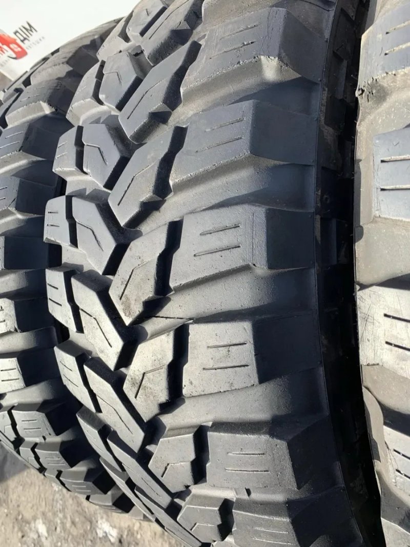 Шини  35*12.50R17LT екв розміру 315/70/17 пара Maxxis 8мм — фото 2