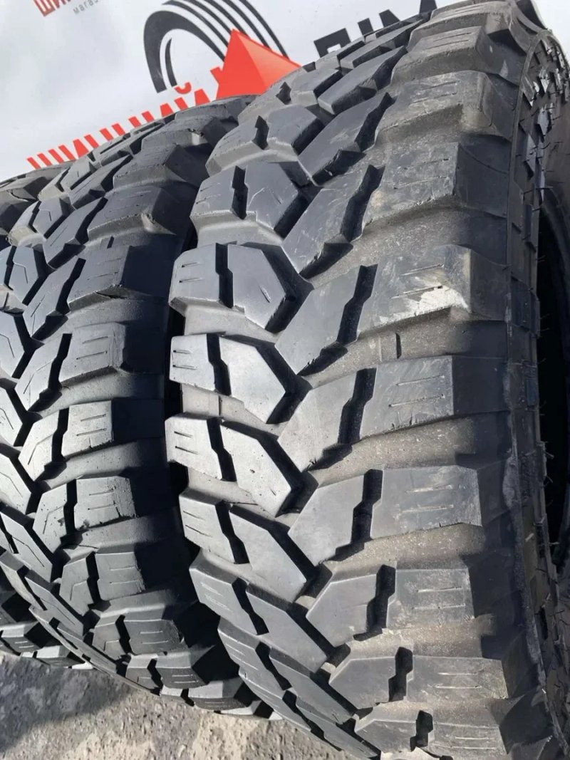 Шини  35*12.50R17LT екв розміру 315/70/17 пара Maxxis 8мм — фото 3
