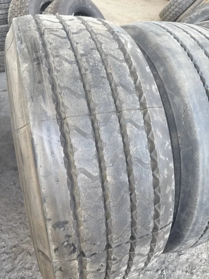 Шини 445/65/22,5 Continental — фото 2