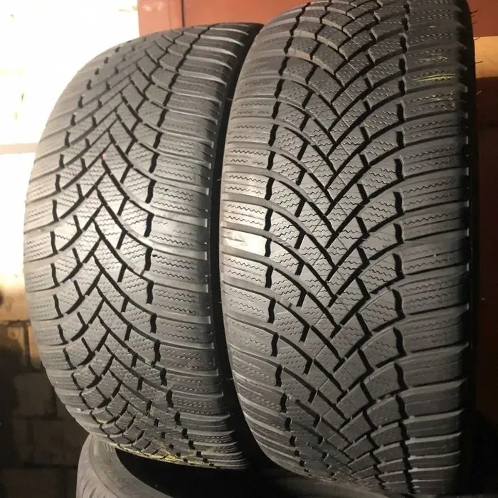 Шини б/у 225/40 R18 Bridgestone Blizzak LM005 Комплект Пара Зима — фото 2