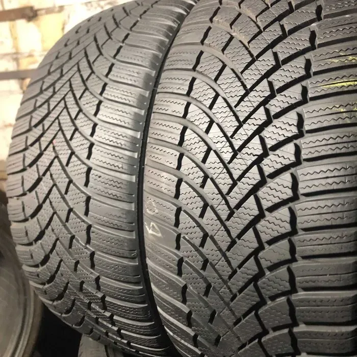 Шини б/у 225/40 R18 Bridgestone Blizzak LM005 Комплект Пара Зима — фото 7