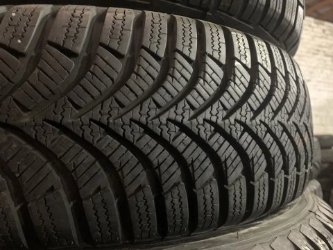 Шини б/у зима 195/60 R15 Hankook Winter I*Cept RS2 Комплект , ПАРА