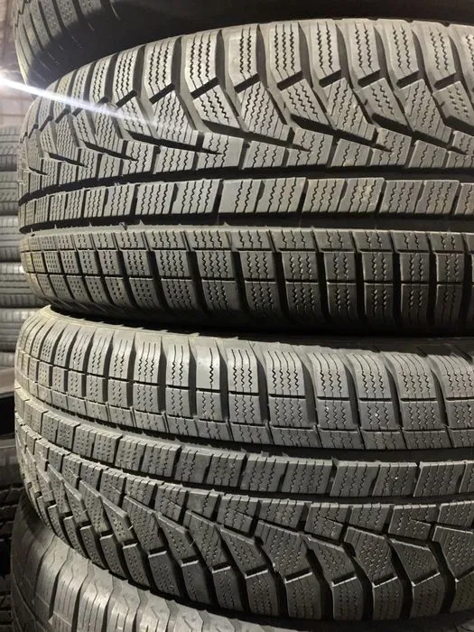 Шини б/у зима 225/55 R17 Hankook Winter I Cept Evo2 — фото 2