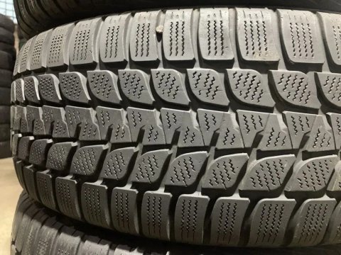 Шини б/у зима 235/60 R17 Bridgestone LM-25 4x4