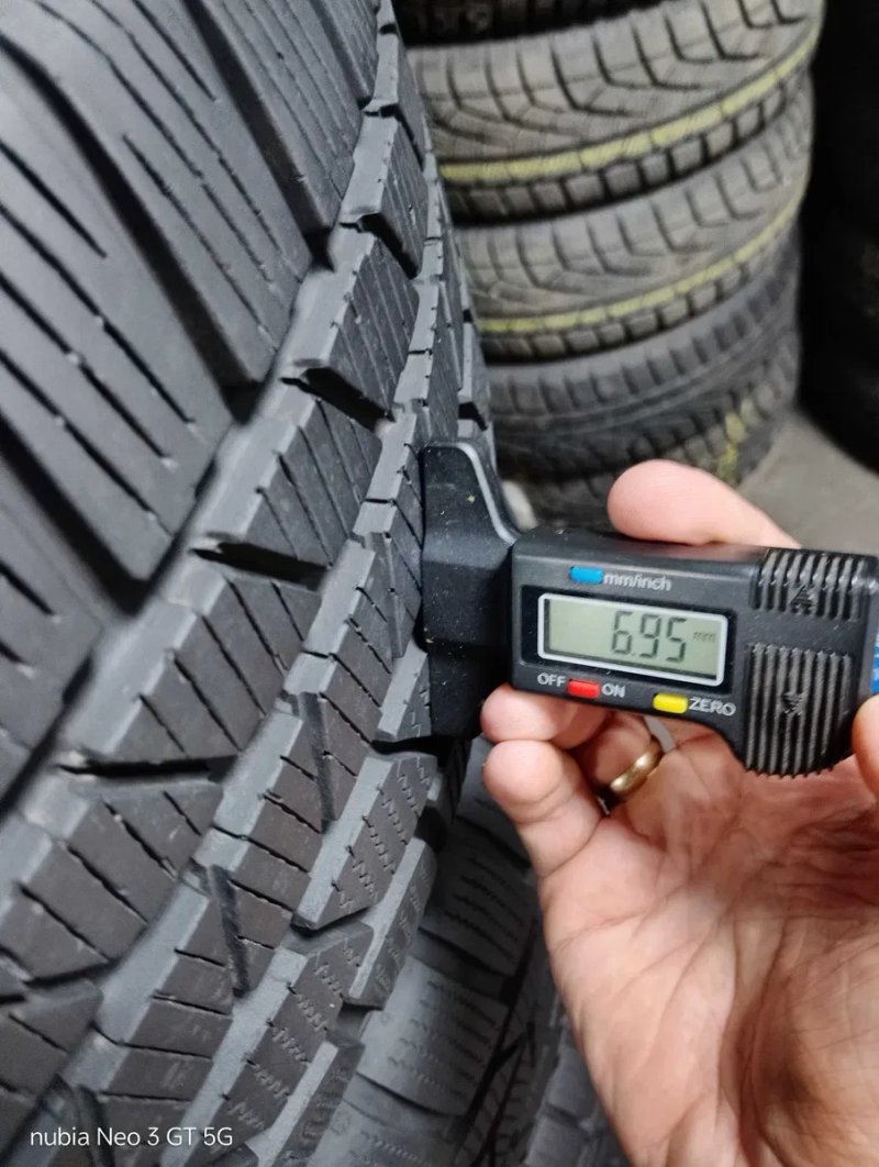 Шини бу 225/55 R17 Continental ContiWinterContact TS810S Комплект Зима — фото 6