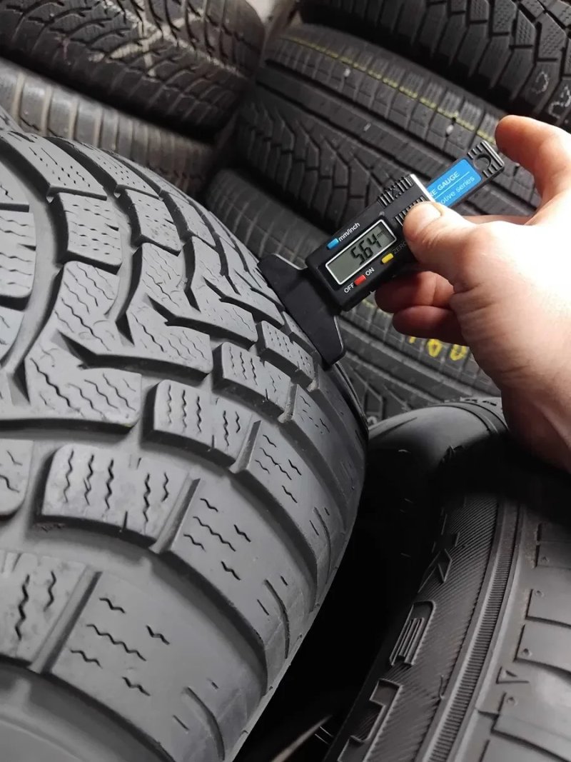 Шини бу 225/60 R17 Falken Eurowinter HS01 SUV Комплект Зима — фото 6