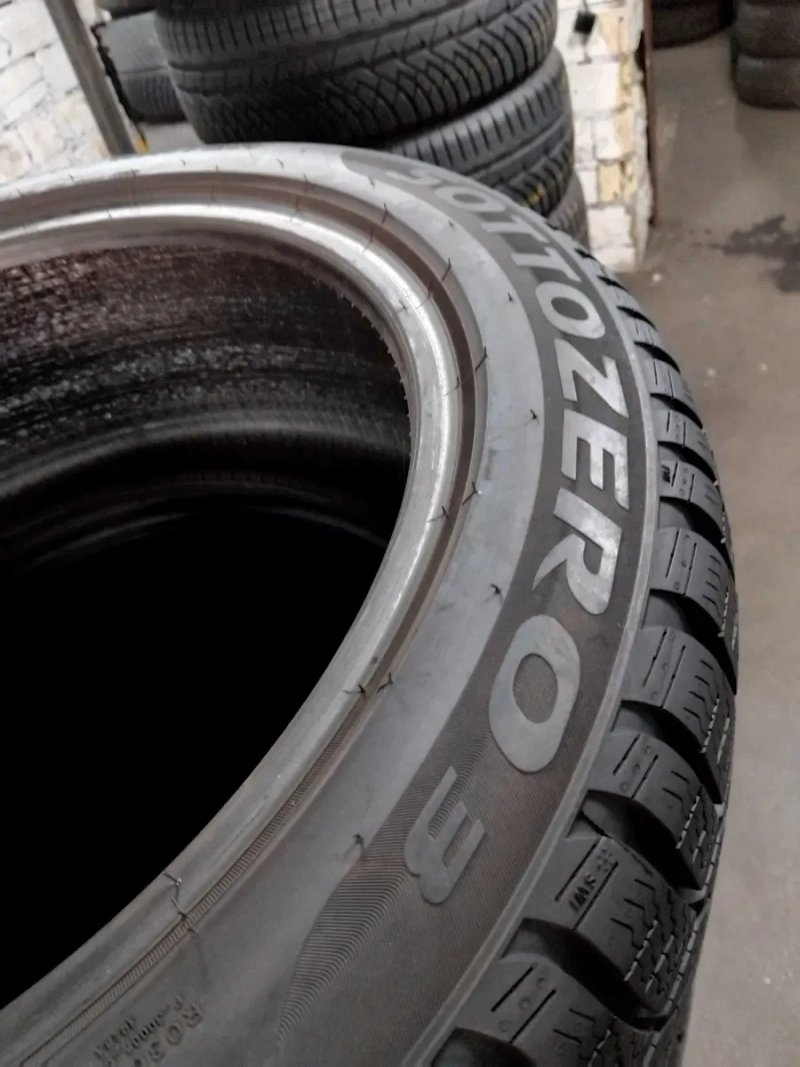 Шини бу 235/45 R18 Pirelli Sottozero 3 Комплект Зима — фото 8