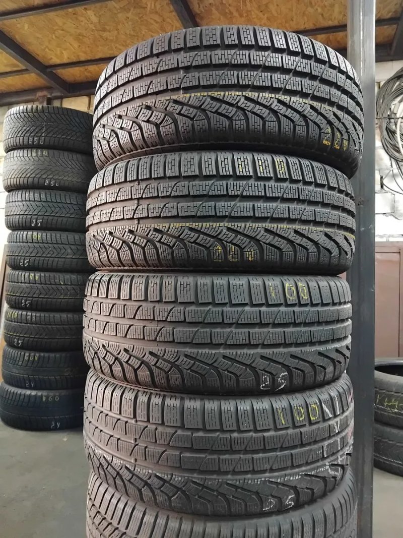Шини бу 235/45 R18 Pirelli Sottozero Winter 240 Комплект Зима — фото 5