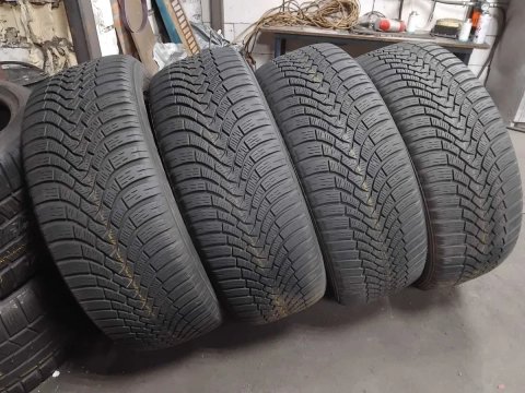 Шини бу 235/55 R19 Falken Eurowinter HS01 Комплект Зима